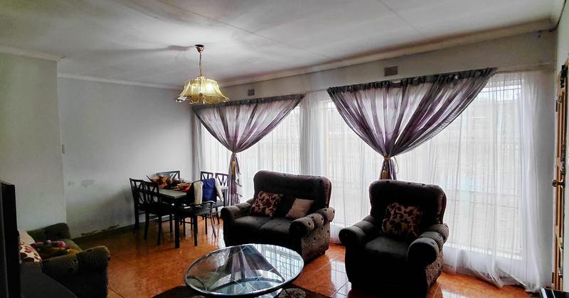 3 Bedroom Property for Sale in Kagisanong Free State